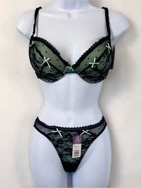 New Hers By Herman Sexy Lacey Matching Bra and Panties Set / 38C